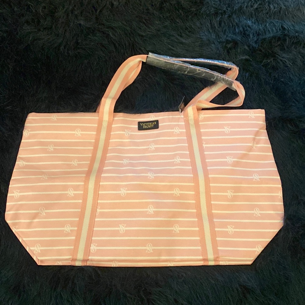 Victoria’s Secret pink beach tote bag